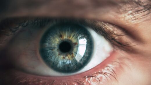 close-up photography of human eye