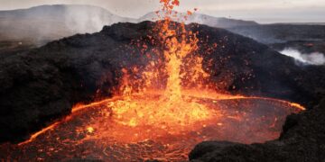 Volcanic Eruptions Can Destroy Their Own Methane — Tonga’s Plume Shows How
